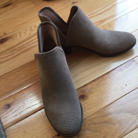 Booties - Picture 3 of 6